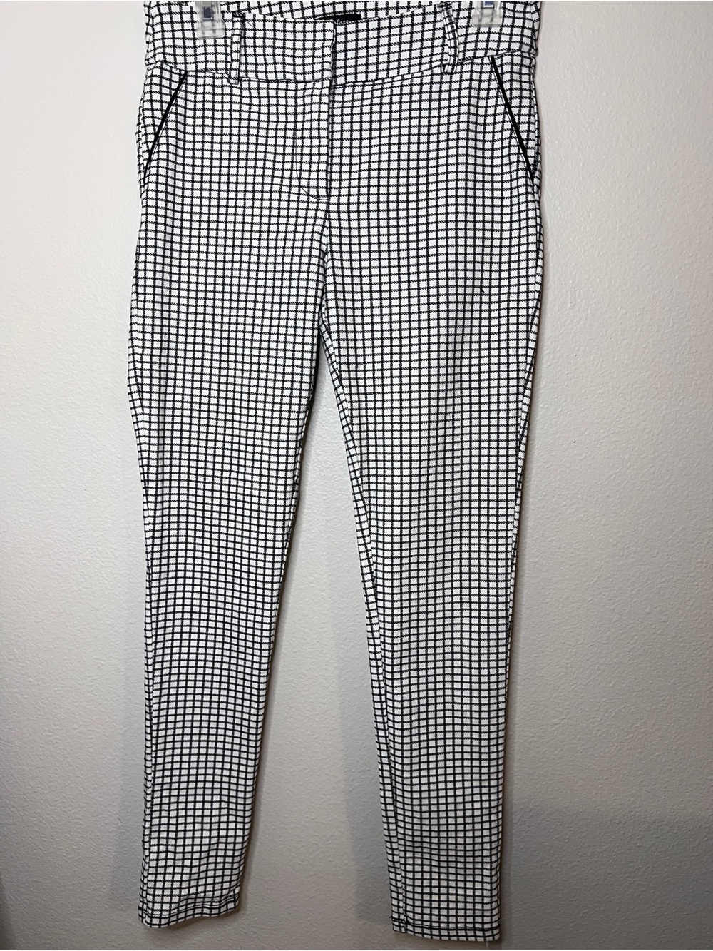 Black & White Grid Stretch Women's Pant